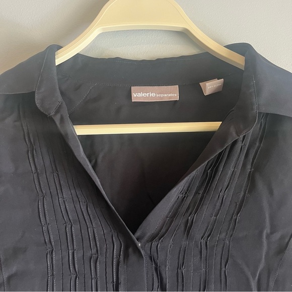 Valerie black button up pleated blouse size small 100% silk - Picture 2 of 5
